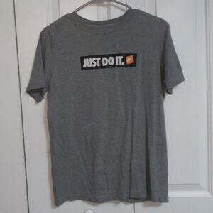Kids Grey Nike shirt